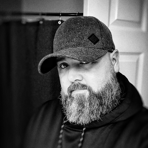 Meet your Posher, Michael - Picture 3 of 3